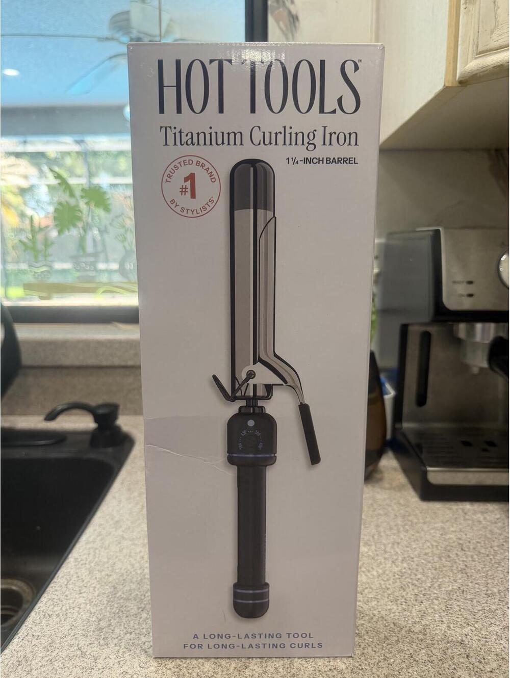 NWT Hot Tools 3/4" Titanium Curling Iron: Hair Styling 9